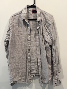 UNTUCKit Men's Gray Linen Button-Up Shirt